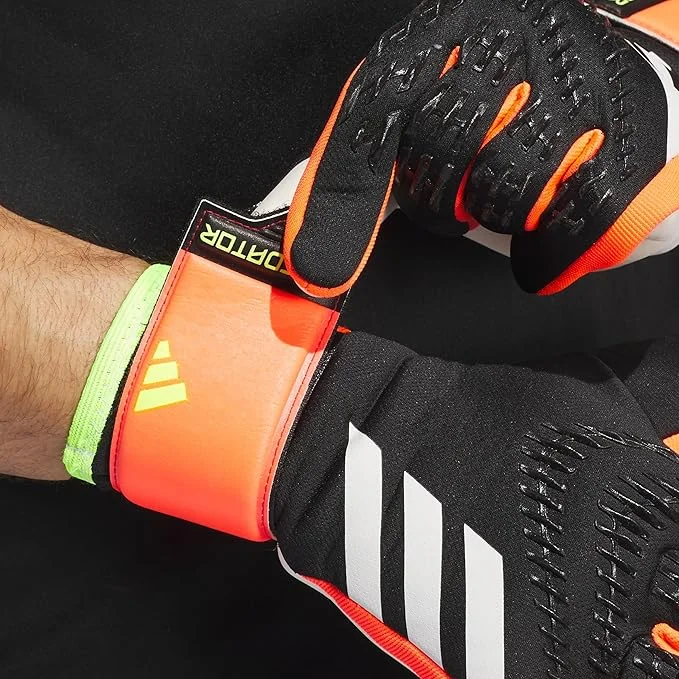 adidas Unisex Football Gloves