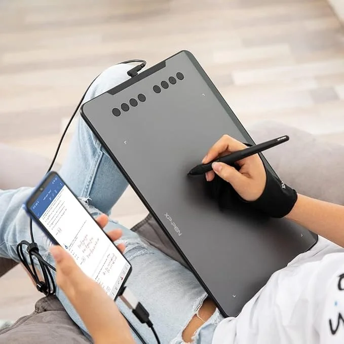 XP-Pen Deco 01 V2 Graphics Drawing Tablet with 8 Shortcut Keys