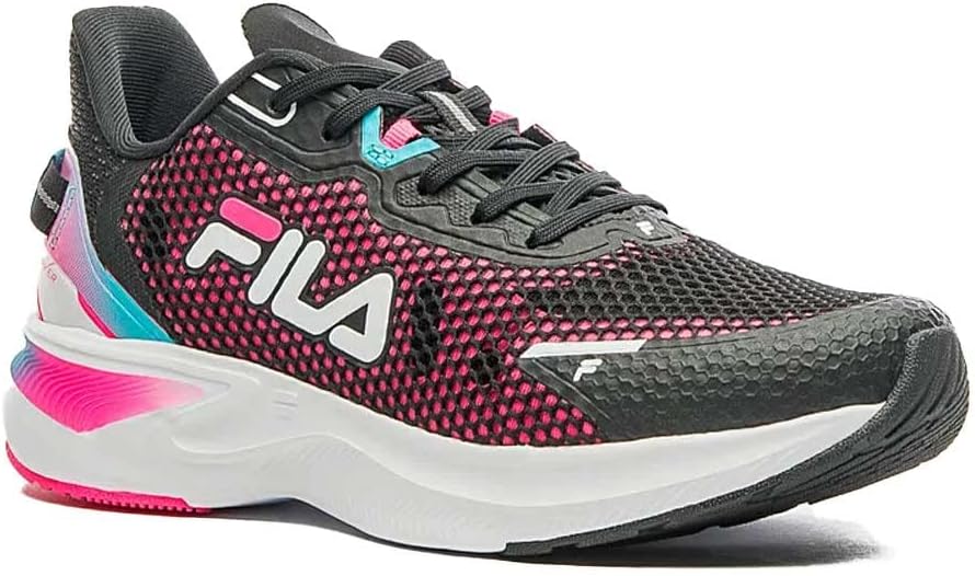 حذاء سنيكرز نسائي من Fila