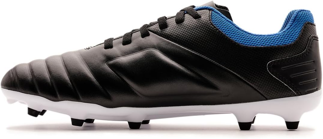 حذاء كرة قدم للأولاد من Umbro