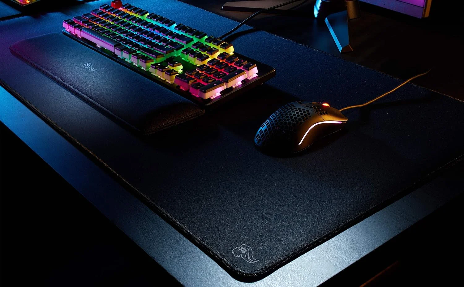 Glorious XXL Extended Gaming Mouse Pad – Stealth Edition, 18×36-Inch Black Cloth Mat