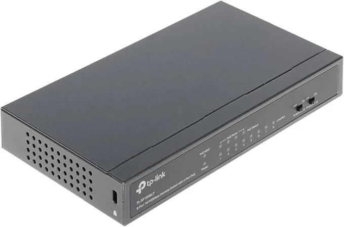 موزع شبكة من  تي بي لينك TL-SF1008LP بـ 8 منافذ
